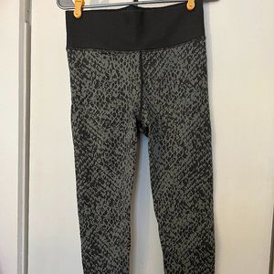 Aerie snakeskin pattern athletic leggings